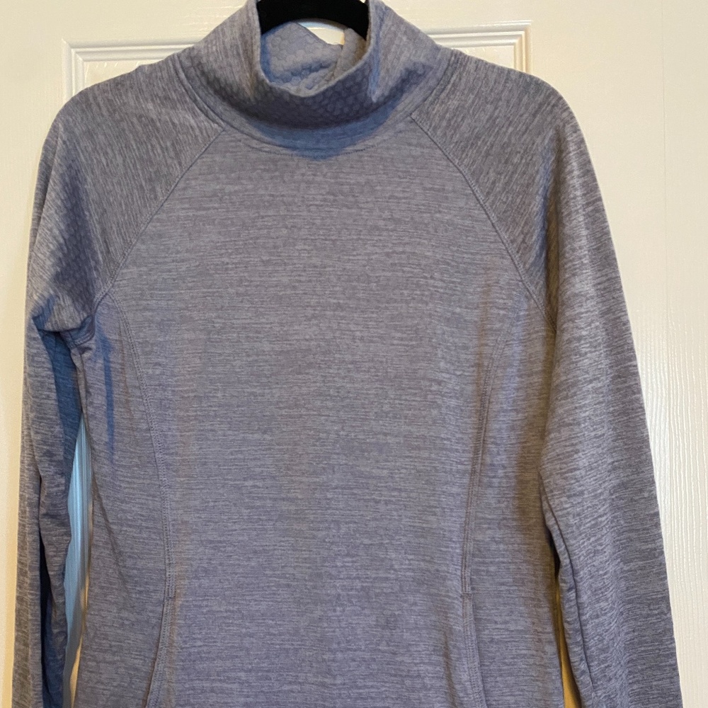 Women's Reebok Sweatshirt